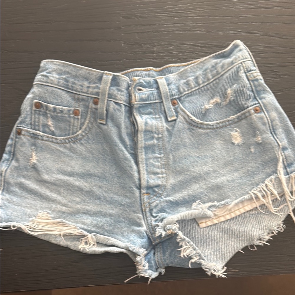 Distressed Denim Women's Shorts Levi’s 501 size 24